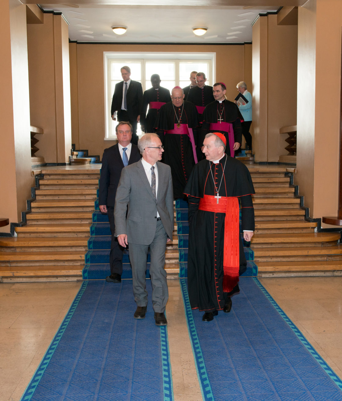 Riigikogu esimees kohtus Vatikani kardinal-riigisekretär Pietro Paroliniga